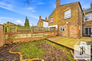 Photo 15- click for photo gallery